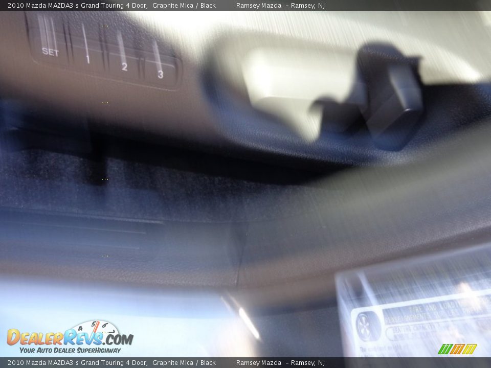2010 Mazda MAZDA3 s Grand Touring 4 Door Graphite Mica / Black Photo #14