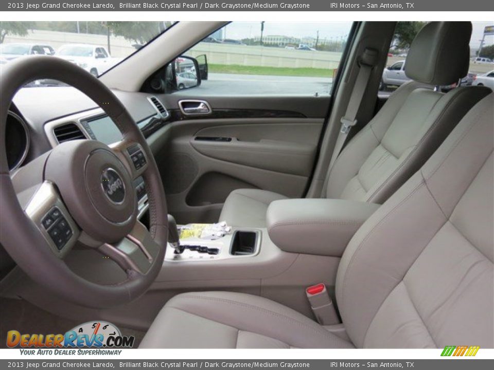 2013 Jeep Grand Cherokee Laredo Brilliant Black Crystal Pearl / Dark Graystone/Medium Graystone Photo #11
