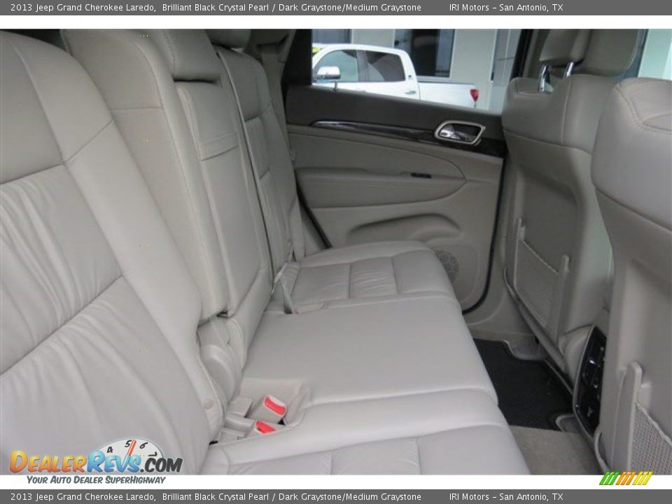 2013 Jeep Grand Cherokee Laredo Brilliant Black Crystal Pearl / Dark Graystone/Medium Graystone Photo #14