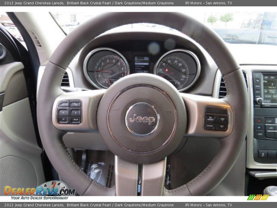 2013 Jeep Grand Cherokee Laredo Brilliant Black Crystal Pearl / Dark Graystone/Medium Graystone Photo #18
