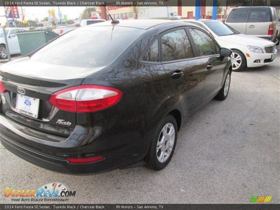 2014 Ford Fiesta SE Sedan Tuxedo Black / Charcoal Black Photo #5