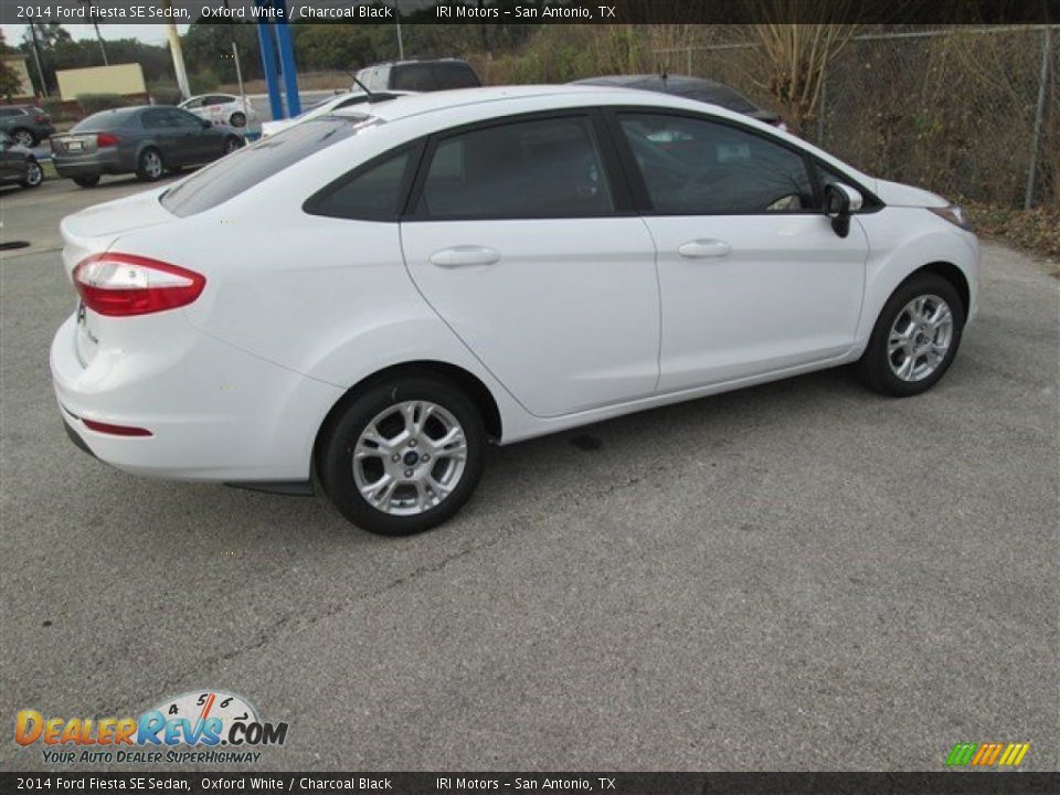2014 Ford Fiesta SE Sedan Oxford White / Charcoal Black Photo #4