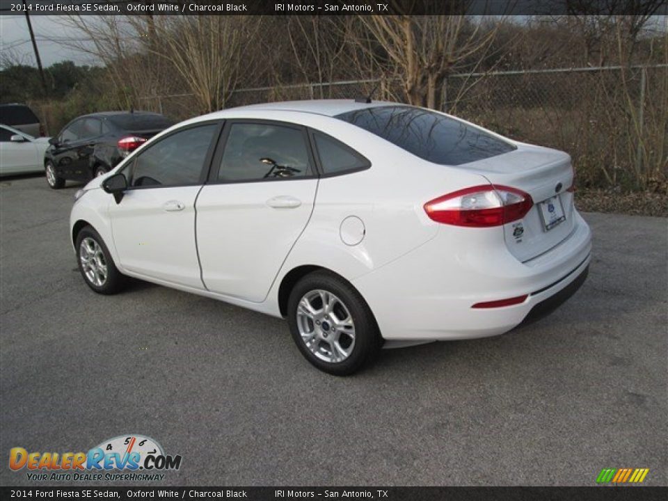 2014 Ford Fiesta SE Sedan Oxford White / Charcoal Black Photo #4