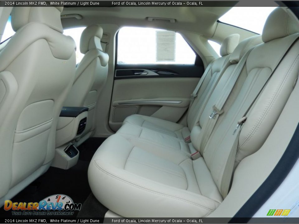 Rear Seat of 2014 Lincoln MKZ FWD Photo #5