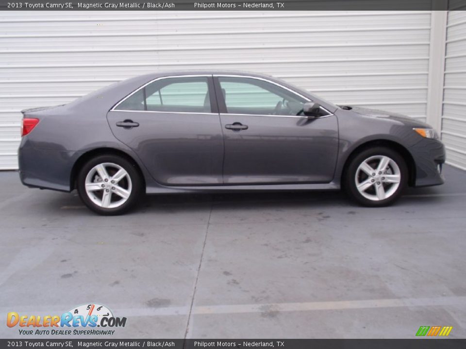 2013 Toyota Camry SE Magnetic Gray Metallic / Black/Ash Photo #3
