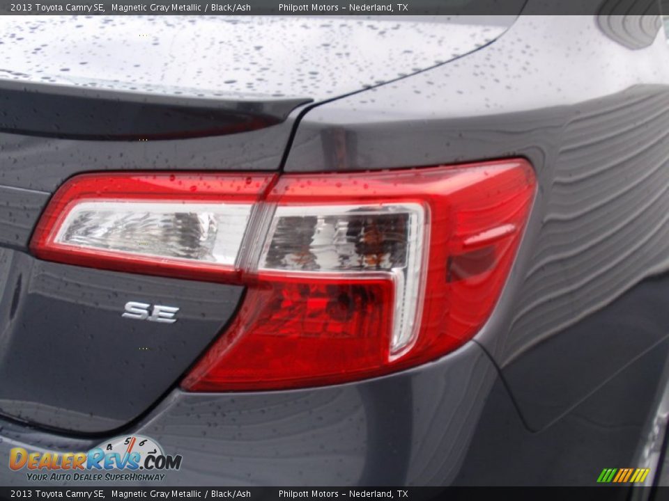 2013 Toyota Camry SE Magnetic Gray Metallic / Black/Ash Photo #17