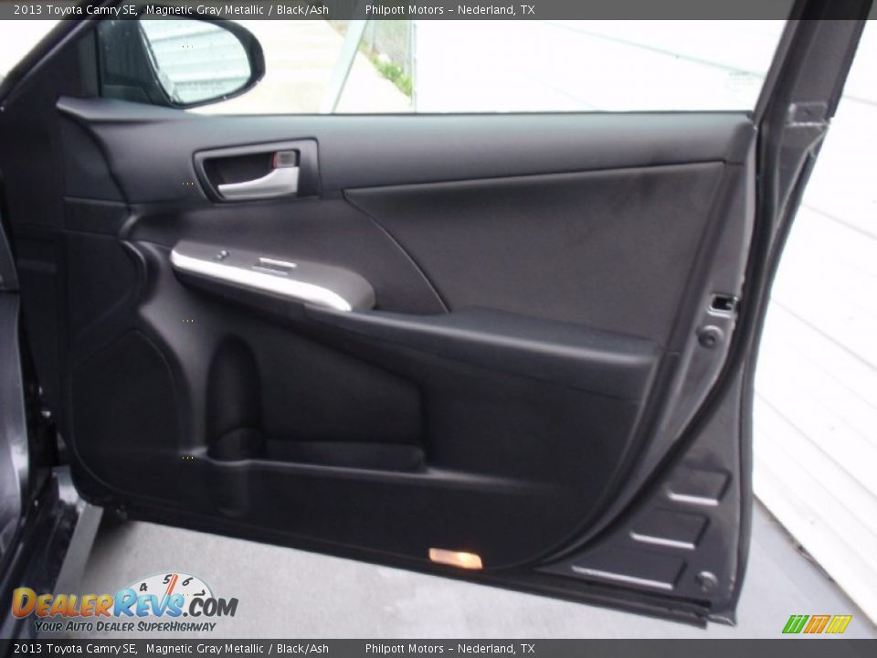 2013 Toyota Camry SE Magnetic Gray Metallic / Black/Ash Photo #22