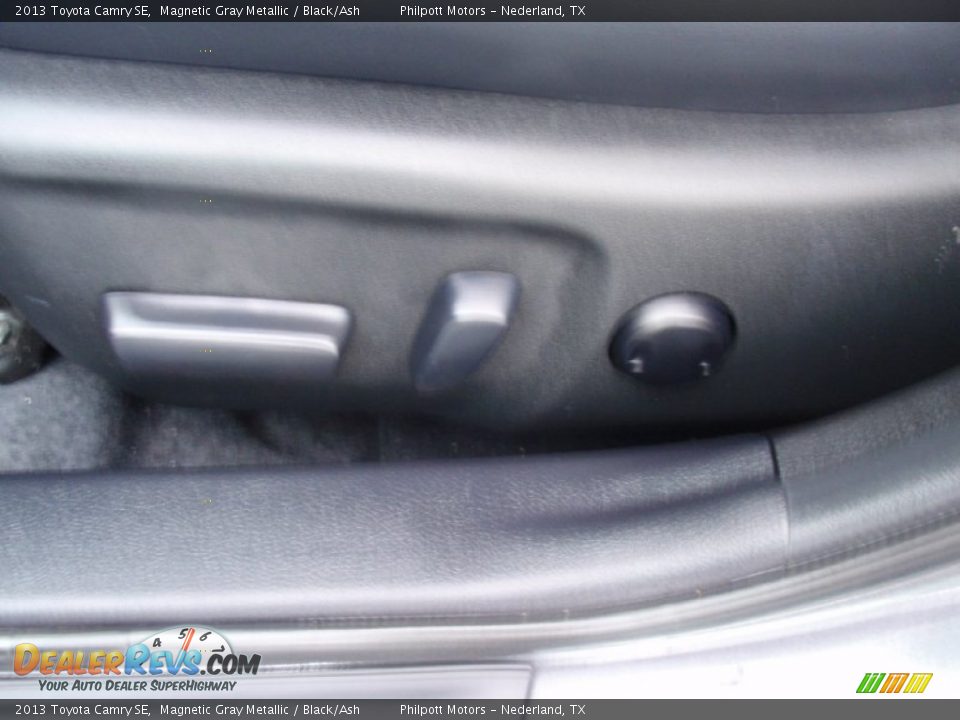 2013 Toyota Camry SE Magnetic Gray Metallic / Black/Ash Photo #36