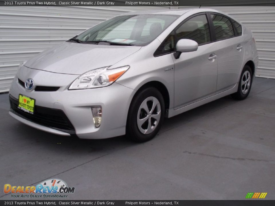 2013 Toyota Prius Two Hybrid Classic Silver Metallic / Dark Gray Photo #7