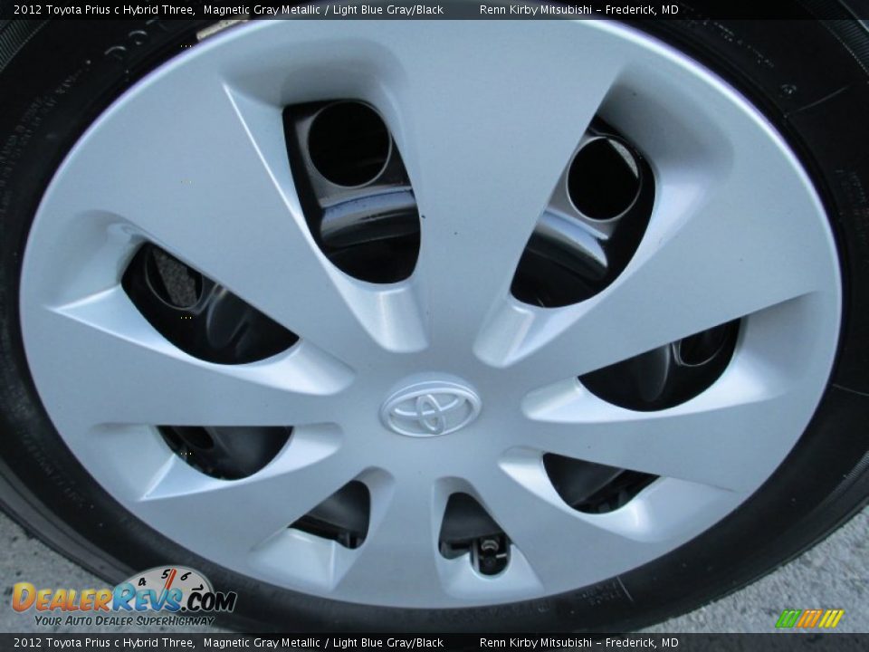2012 Toyota Prius c Hybrid Three Magnetic Gray Metallic / Light Blue Gray/Black Photo #28