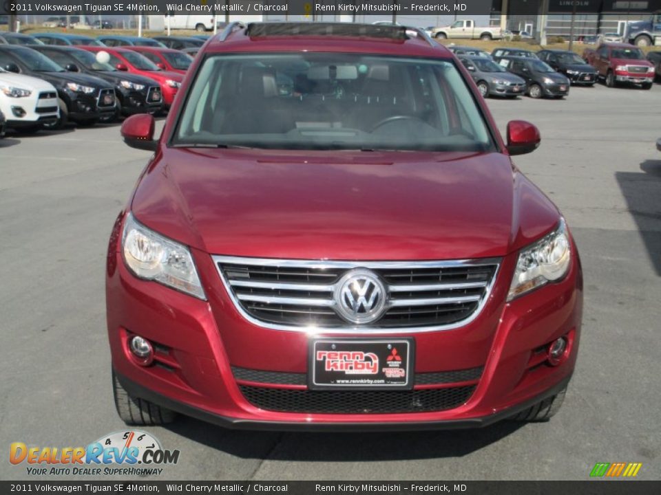 2011 Volkswagen Tiguan SE 4Motion Wild Cherry Metallic / Charcoal Photo #2