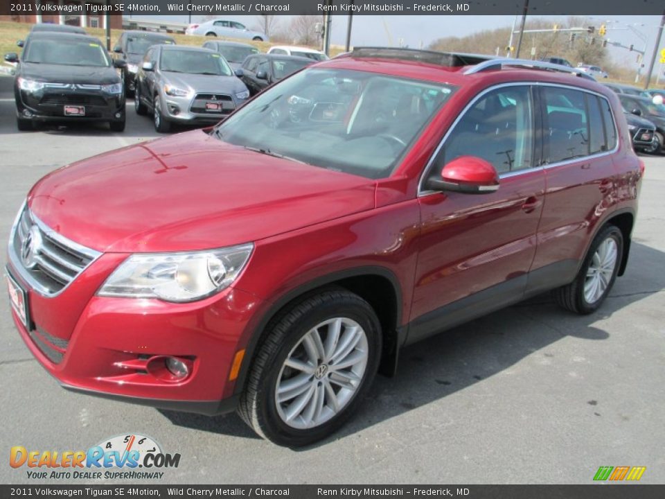 2011 Volkswagen Tiguan SE 4Motion Wild Cherry Metallic / Charcoal Photo #3