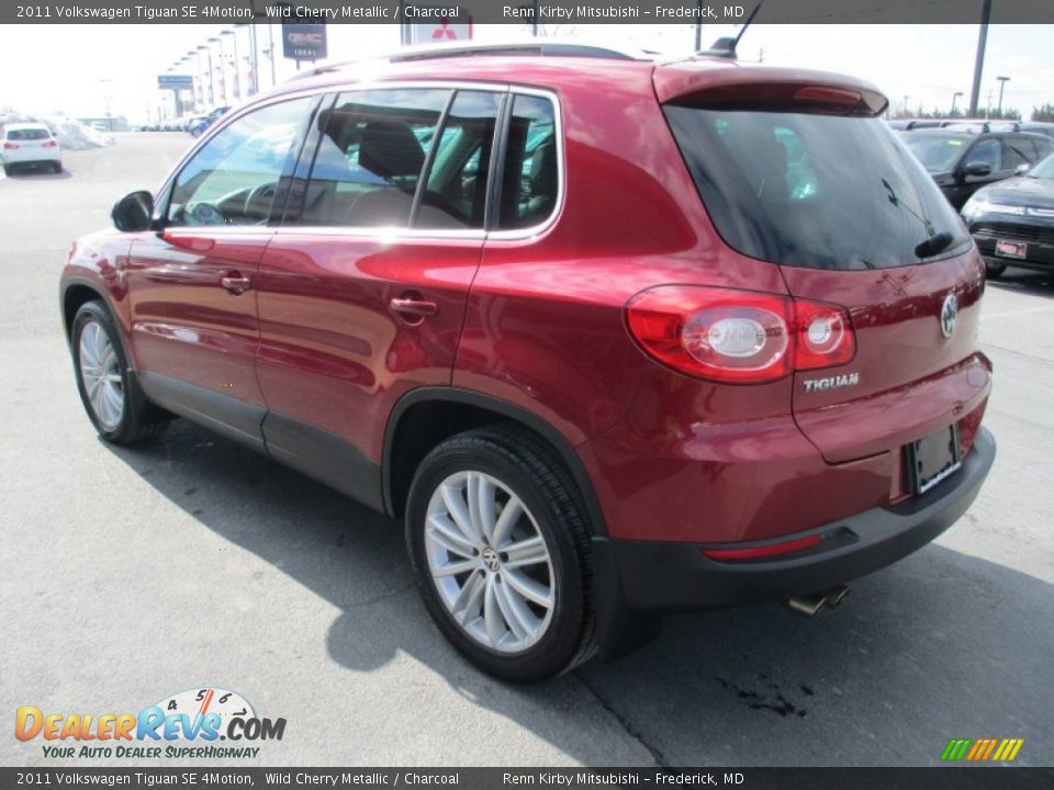 2011 Volkswagen Tiguan SE 4Motion Wild Cherry Metallic / Charcoal Photo #5