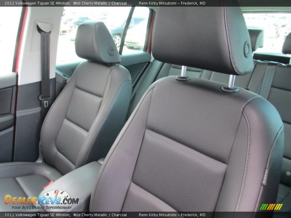 2011 Volkswagen Tiguan SE 4Motion Wild Cherry Metallic / Charcoal Photo #11