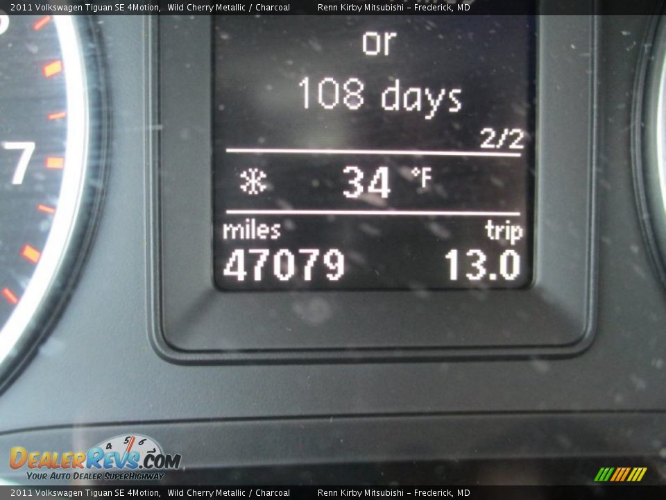 2011 Volkswagen Tiguan SE 4Motion Wild Cherry Metallic / Charcoal Photo #16