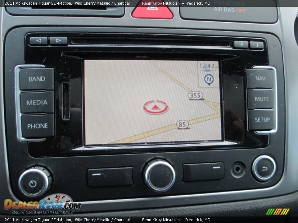 2011 Volkswagen Tiguan SE 4Motion Wild Cherry Metallic / Charcoal Photo #22