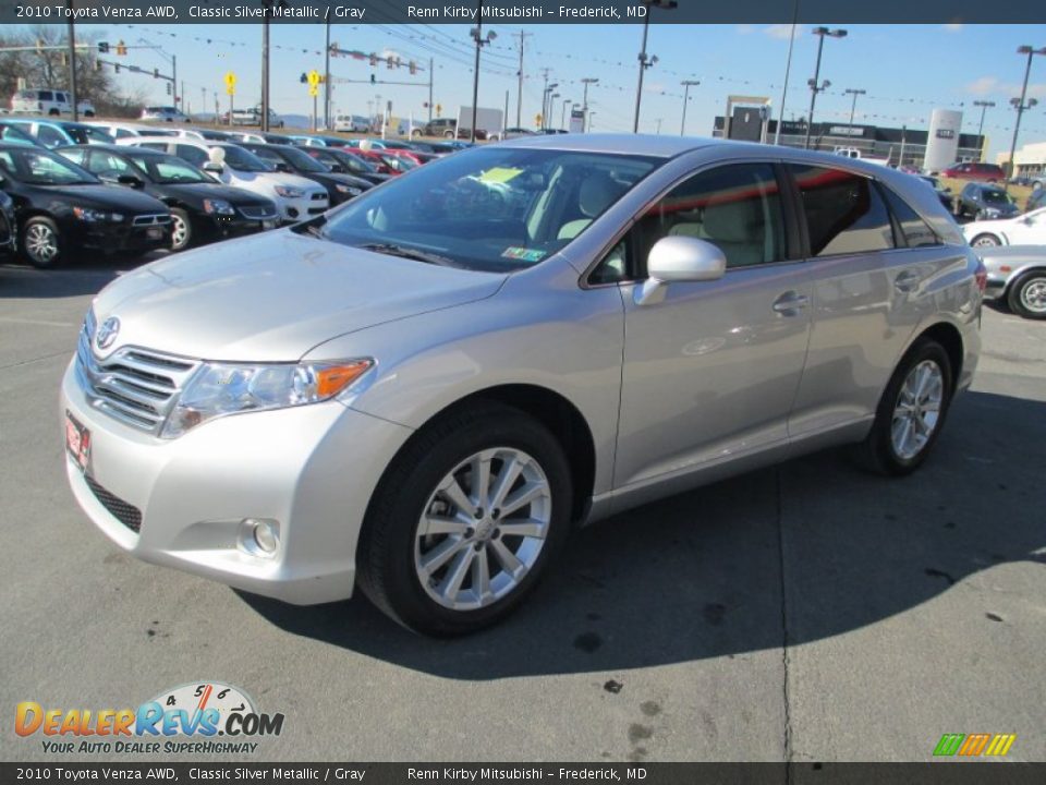 2010 Toyota Venza AWD Classic Silver Metallic / Gray Photo #3