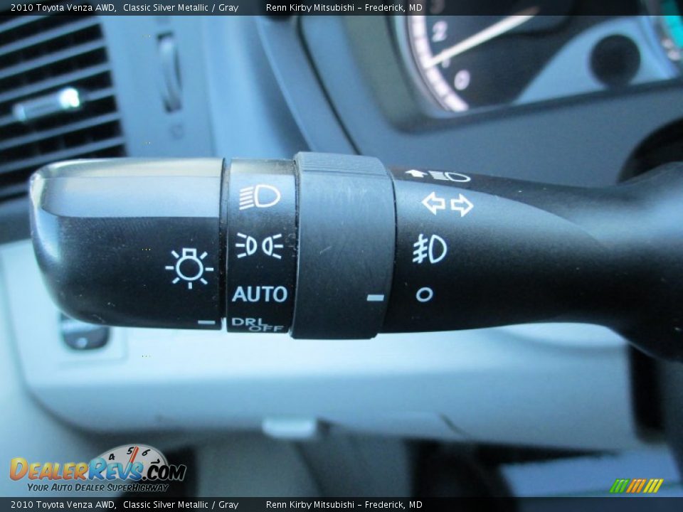 2010 Toyota Venza AWD Classic Silver Metallic / Gray Photo #15