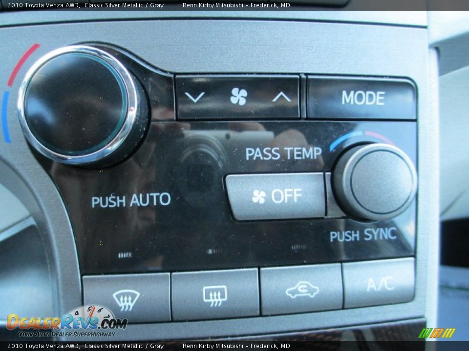 2010 Toyota Venza AWD Classic Silver Metallic / Gray Photo #22