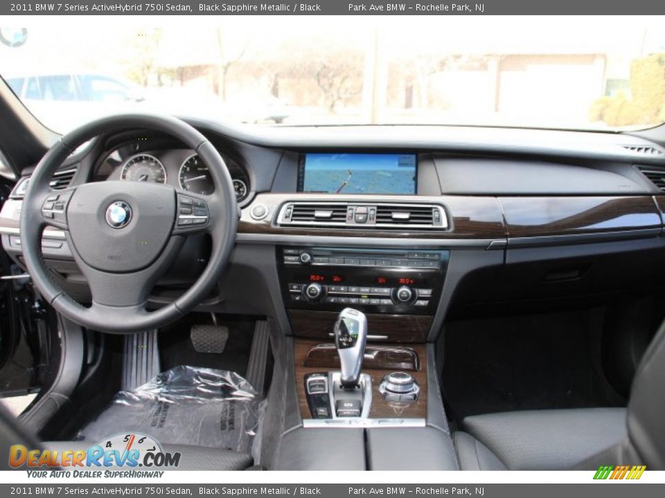 Dashboard of 2011 BMW 7 Series ActiveHybrid 750i Sedan Photo #12