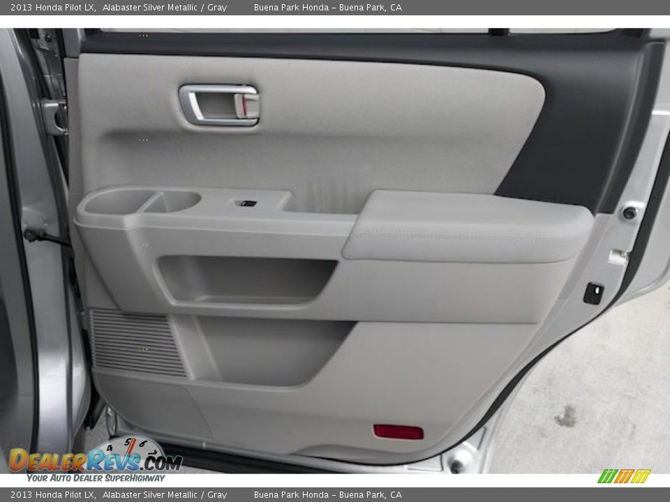 2013 Honda Pilot LX Alabaster Silver Metallic / Gray Photo #22