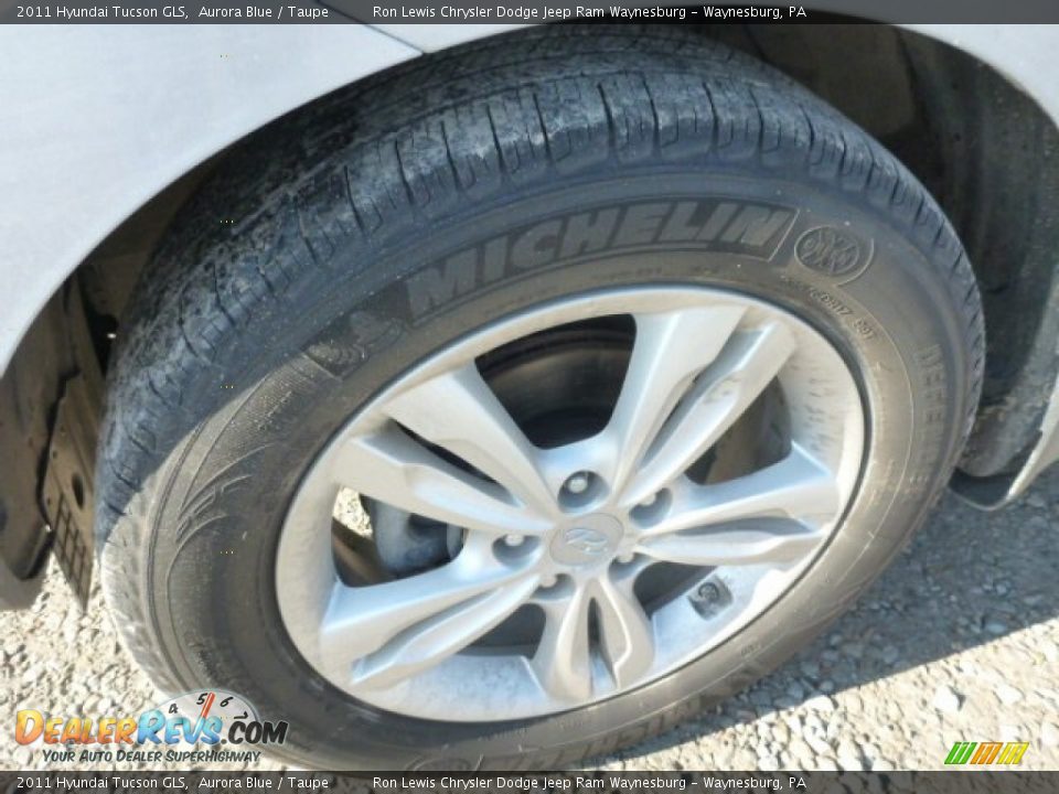 2011 Hyundai Tucson GLS Aurora Blue / Taupe Photo #9