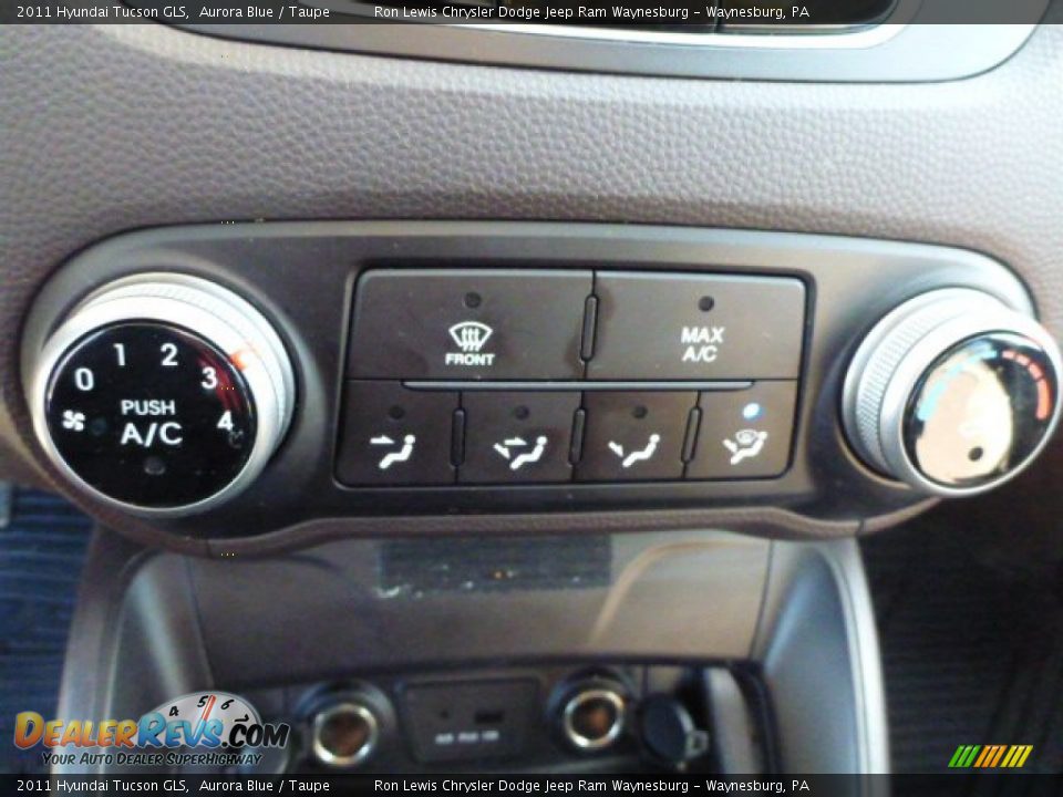 2011 Hyundai Tucson GLS Aurora Blue / Taupe Photo #18