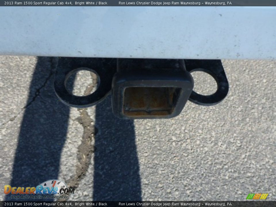 2013 Ram 1500 Sport Regular Cab 4x4 Bright White / Black Photo #5