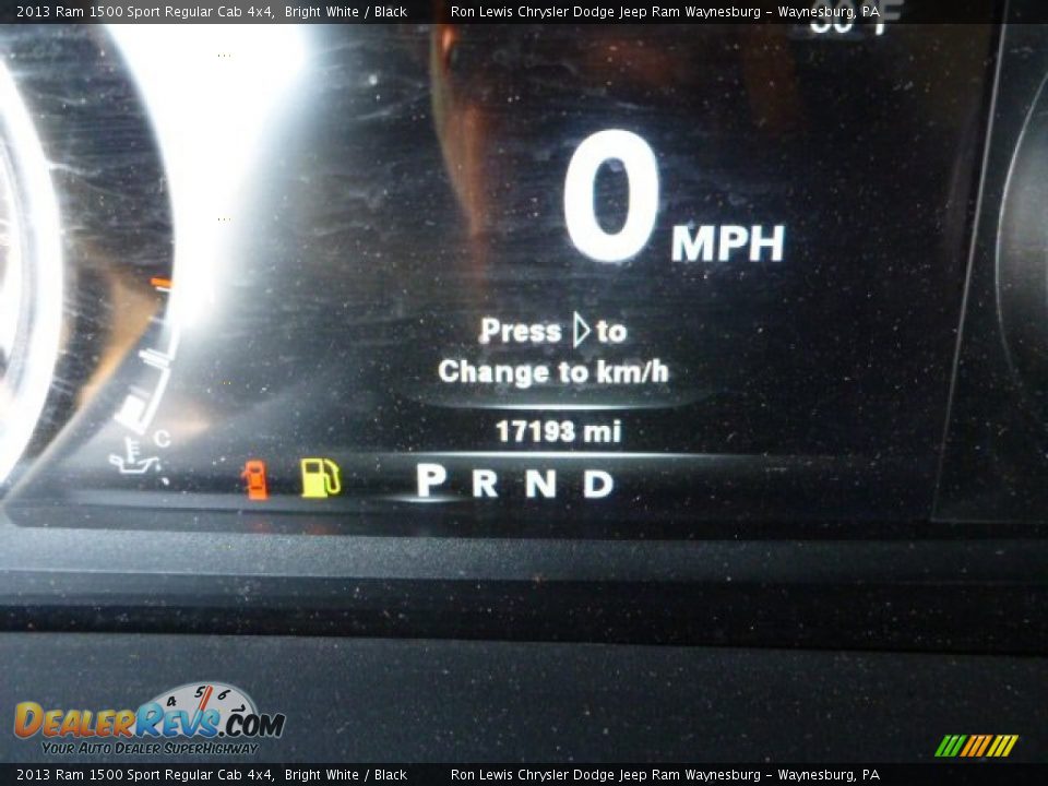 2013 Ram 1500 Sport Regular Cab 4x4 Bright White / Black Photo #19