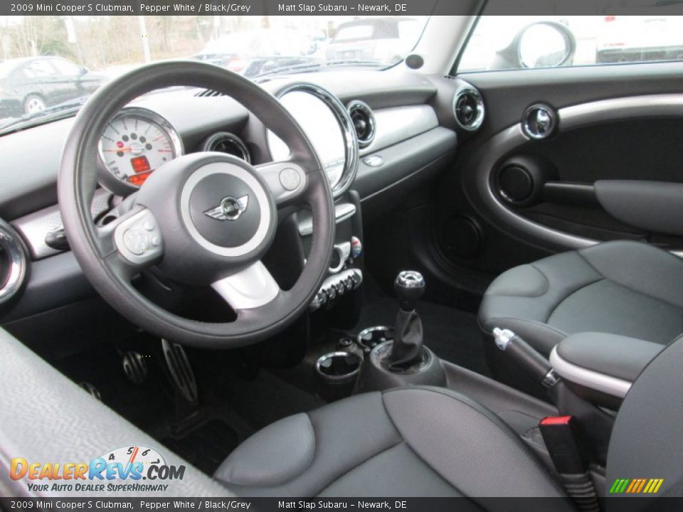 2009 Mini Cooper S Clubman Pepper White / Black/Grey Photo #10