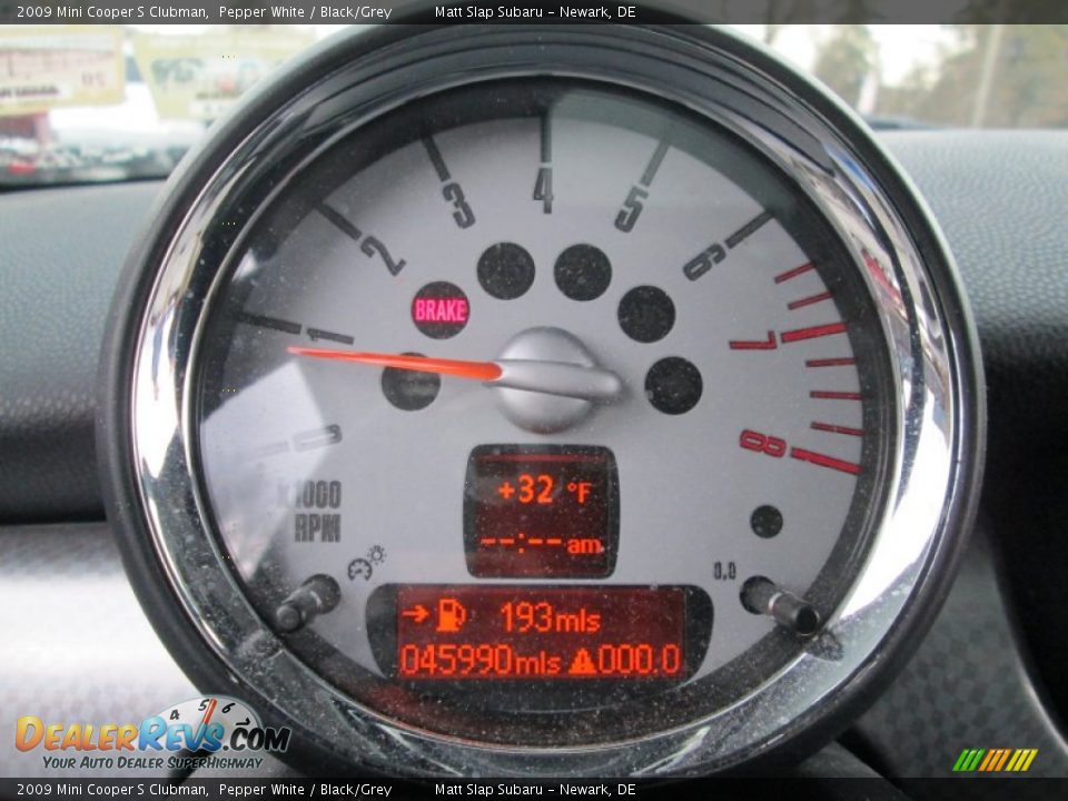 2009 Mini Cooper S Clubman Pepper White / Black/Grey Photo #27