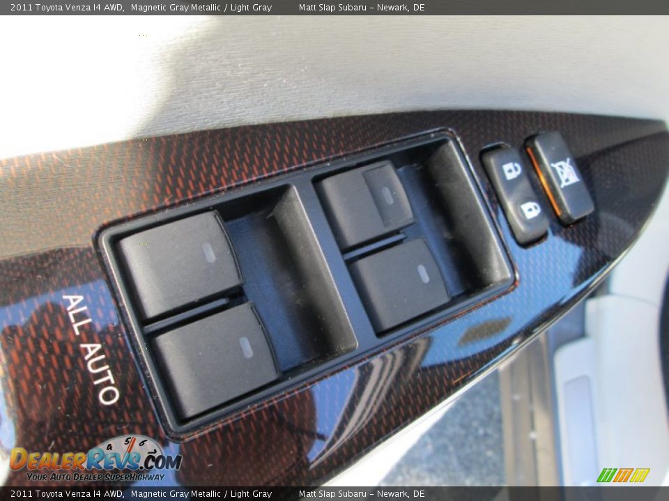 2011 Toyota Venza I4 AWD Magnetic Gray Metallic / Light Gray Photo #13