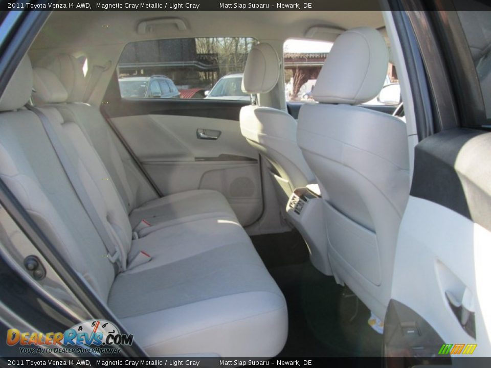 2011 Toyota Venza I4 AWD Magnetic Gray Metallic / Light Gray Photo #18