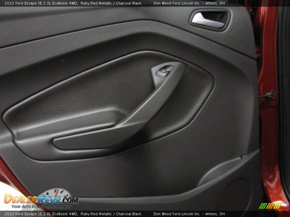 2013 Ford Escape SE 2.0L EcoBoost 4WD Ruby Red Metallic / Charcoal Black Photo #11