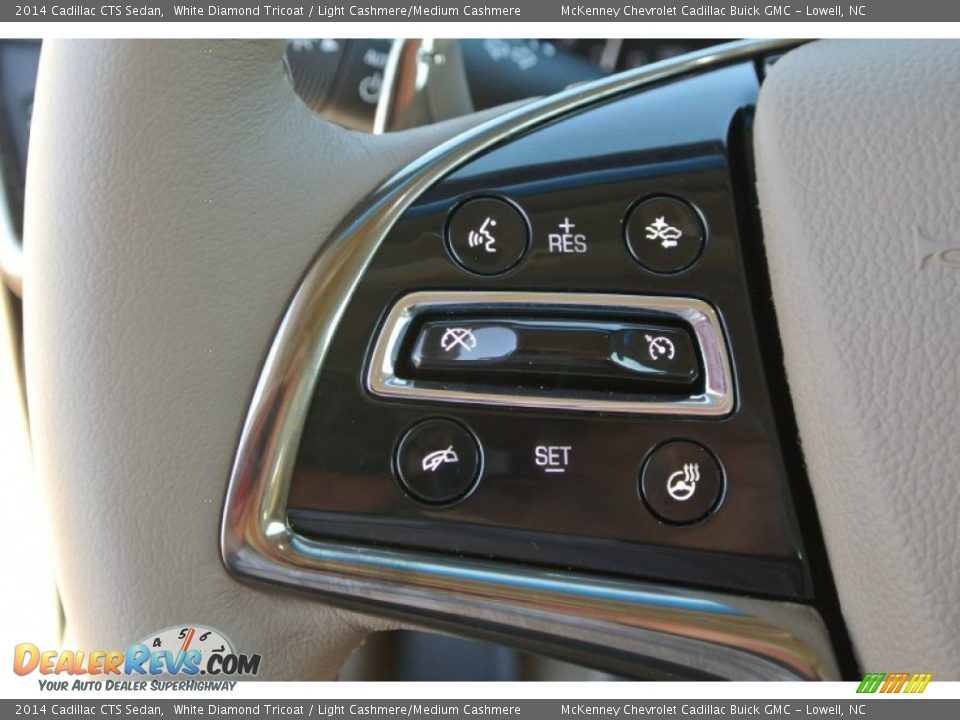 Controls of 2014 Cadillac CTS Sedan Photo #14