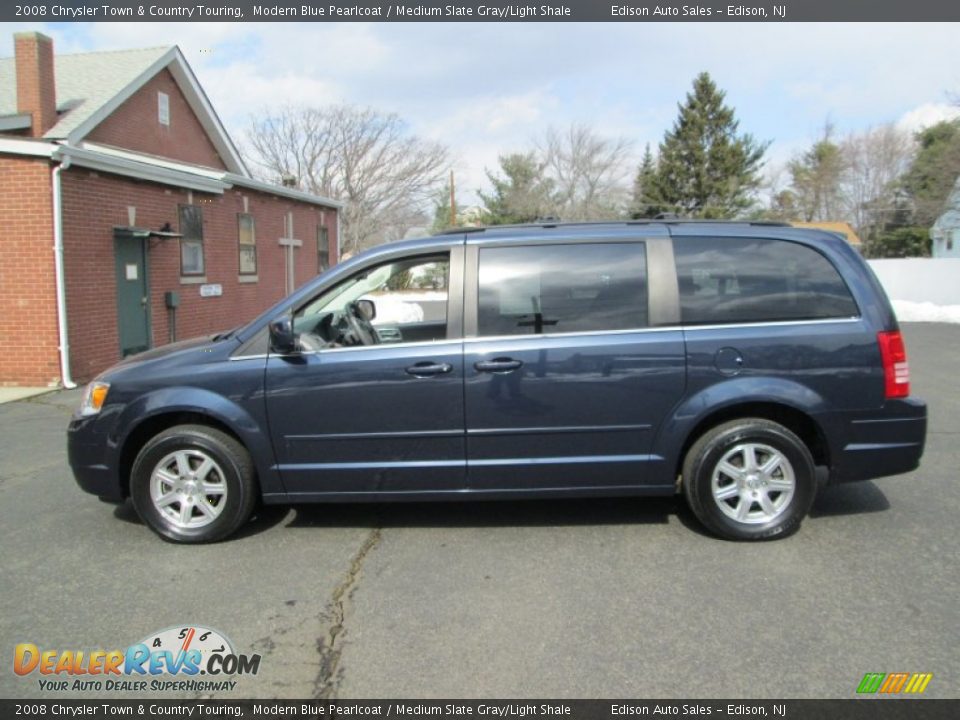 2008 Chrysler Town & Country Touring Modern Blue Pearlcoat / Medium Slate Gray/Light Shale Photo #3