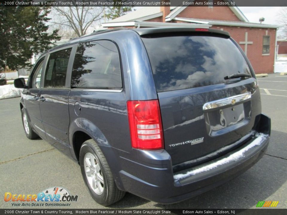 2008 Chrysler Town & Country Touring Modern Blue Pearlcoat / Medium Slate Gray/Light Shale Photo #6