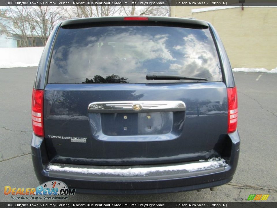 2008 Chrysler Town & Country Touring Modern Blue Pearlcoat / Medium Slate Gray/Light Shale Photo #7