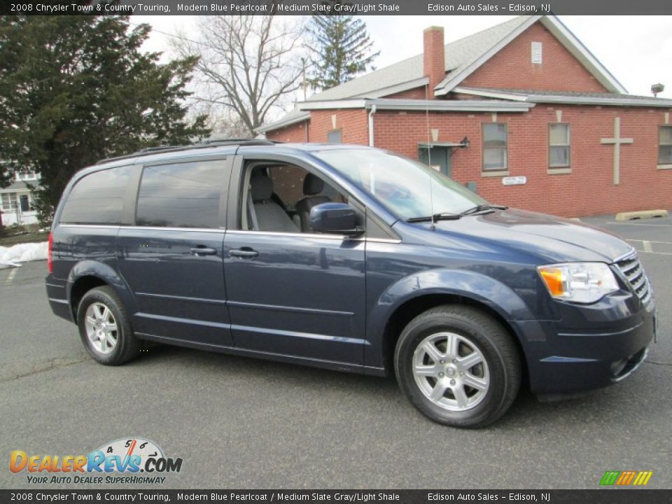 2008 Chrysler Town & Country Touring Modern Blue Pearlcoat / Medium Slate Gray/Light Shale Photo #12