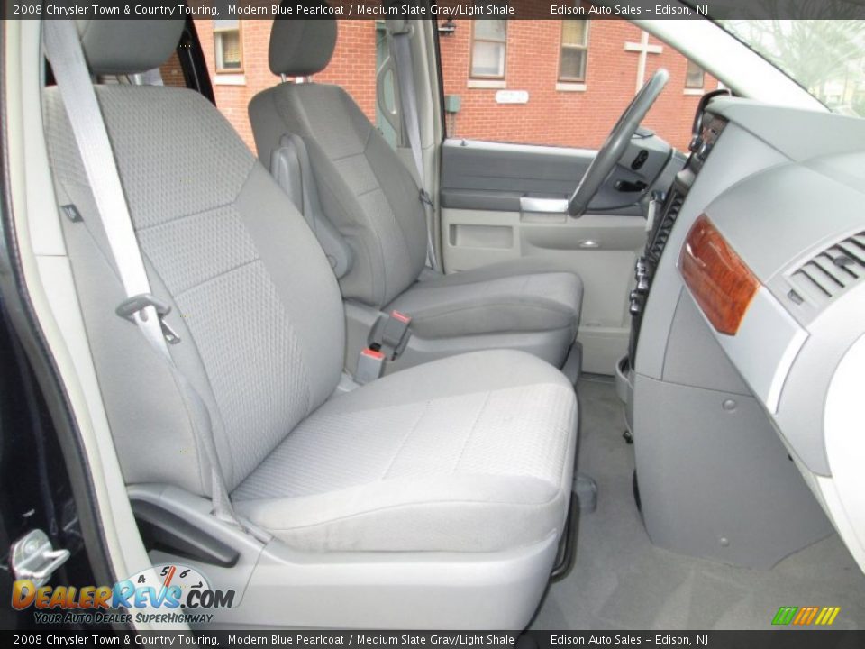 2008 Chrysler Town & Country Touring Modern Blue Pearlcoat / Medium Slate Gray/Light Shale Photo #15