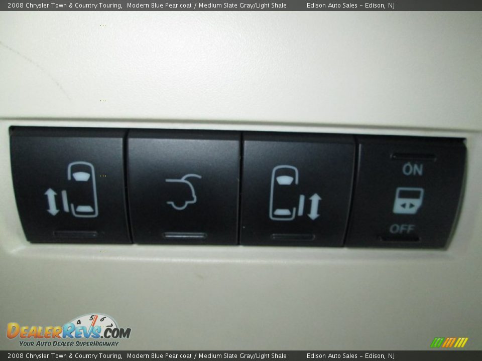 2008 Chrysler Town & Country Touring Modern Blue Pearlcoat / Medium Slate Gray/Light Shale Photo #26