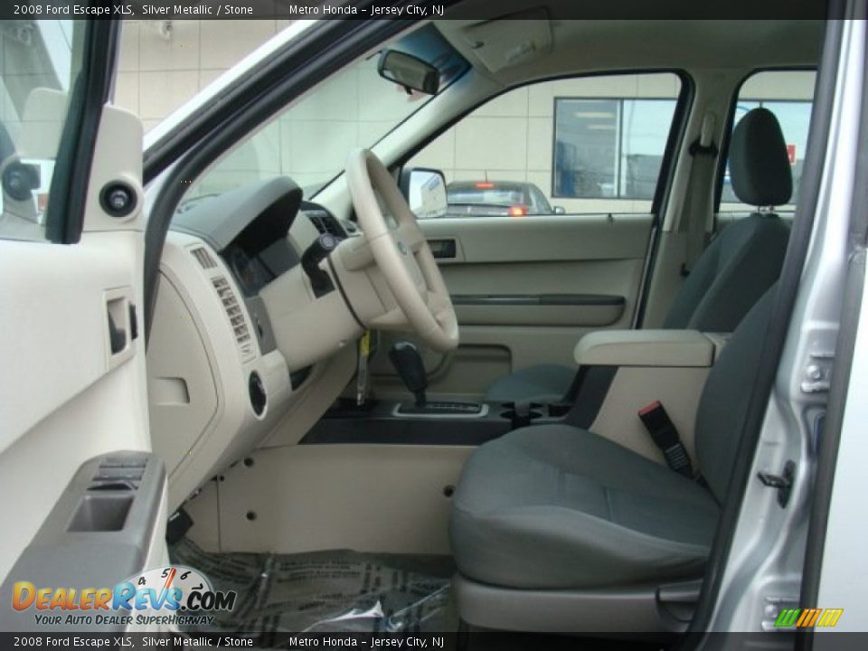 2008 Ford Escape XLS Silver Metallic / Stone Photo #8