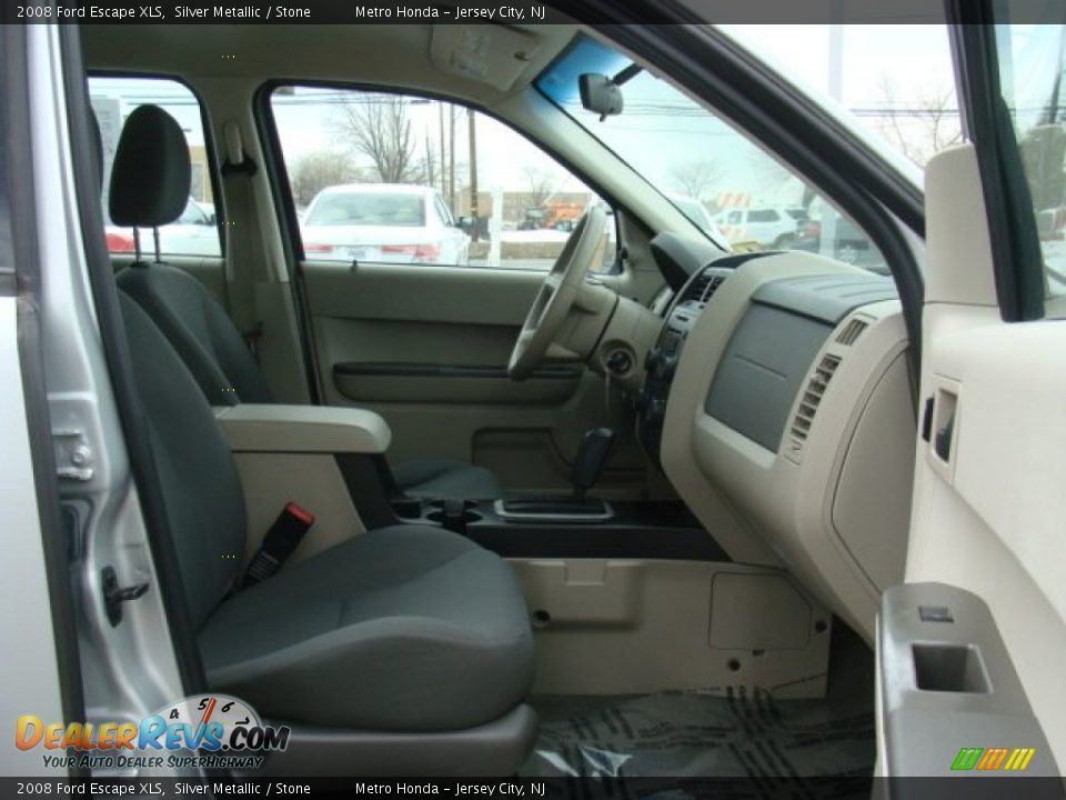 2008 Ford Escape XLS Silver Metallic / Stone Photo #9