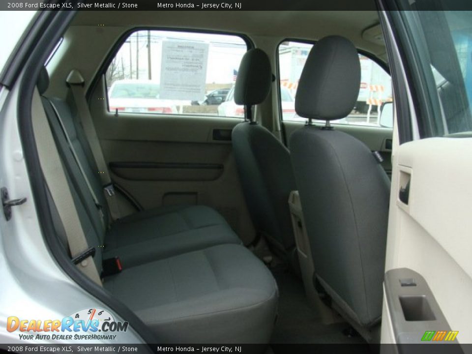2008 Ford Escape XLS Silver Metallic / Stone Photo #13