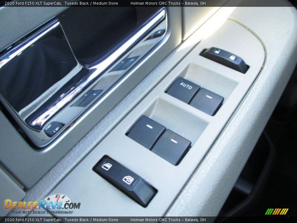 2010 Ford F150 XLT SuperCab Tuxedo Black / Medium Stone Photo #18