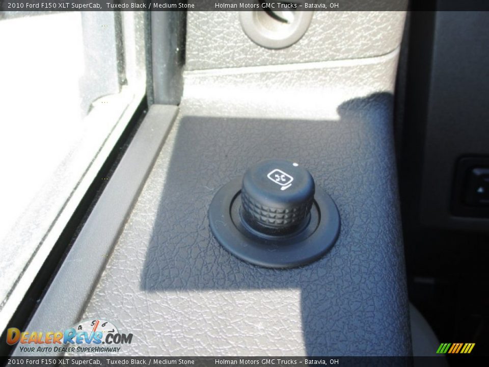 2010 Ford F150 XLT SuperCab Tuxedo Black / Medium Stone Photo #20