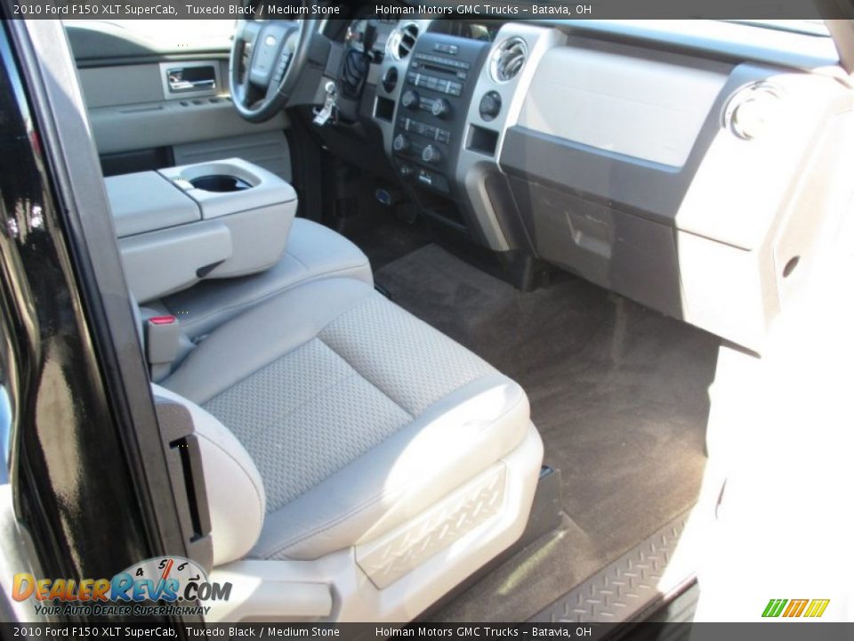 2010 Ford F150 XLT SuperCab Tuxedo Black / Medium Stone Photo #29