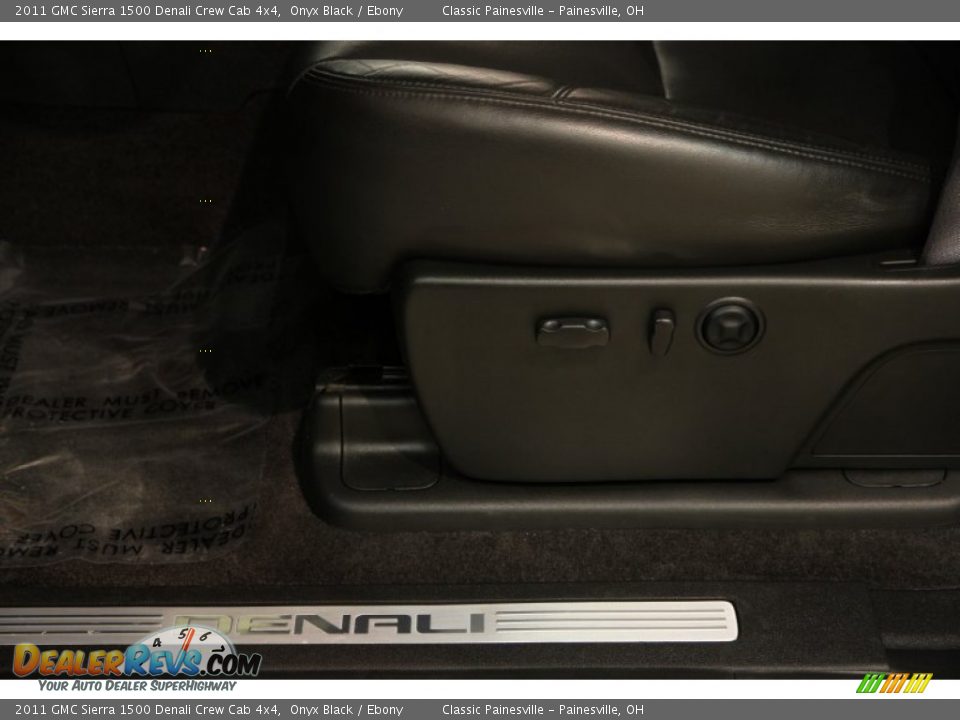 2011 GMC Sierra 1500 Denali Crew Cab 4x4 Onyx Black / Ebony Photo #6