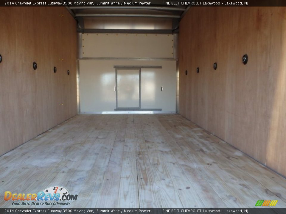 2014 Chevrolet Express Cutaway 3500 Moving Van Summit White / Medium Pewter Photo #12