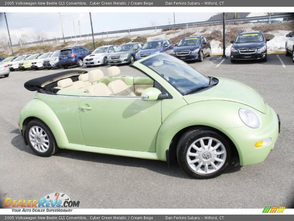 2005 Volkswagen New Beetle GLS Convertible Cyber Green Metallic / Cream Beige Photo #4